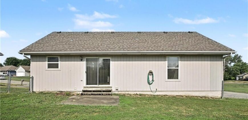 18713 Primrose Street, Smithville, MO 64089
