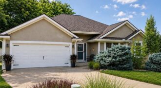 1306 NW 74TH Place, Kansas City, MO 64118