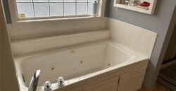 1306 NW 74TH Place, Kansas City, MO 64118