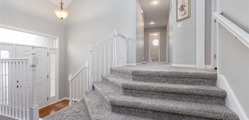 9918 N Highland Place, Kansas City, MO 64155