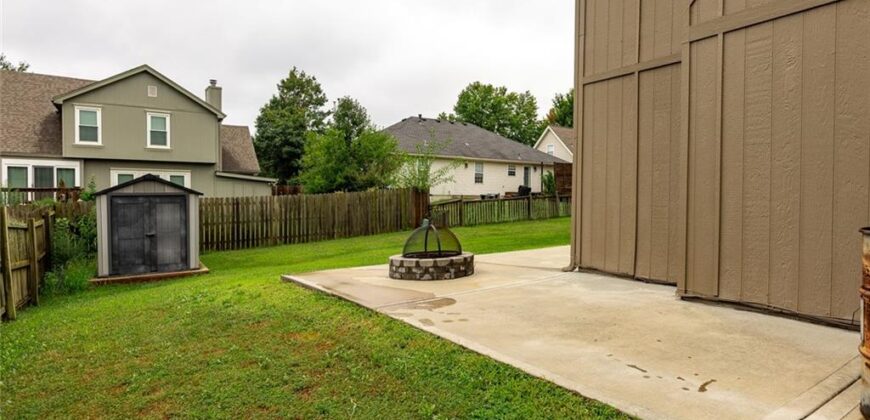 9918 N Highland Place, Kansas City, MO 64155