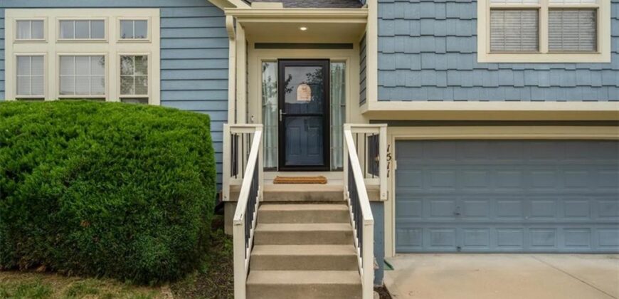 1511 Honeysuckle Drive, Liberty, MO 64068