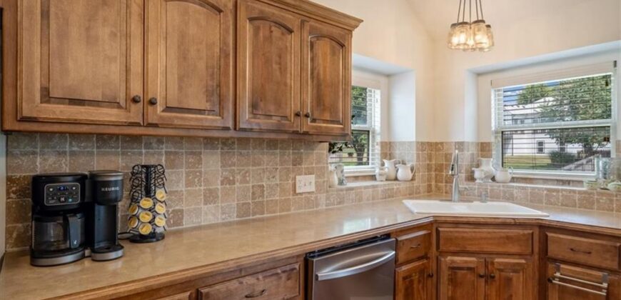 1511 Honeysuckle Drive, Liberty, MO 64068