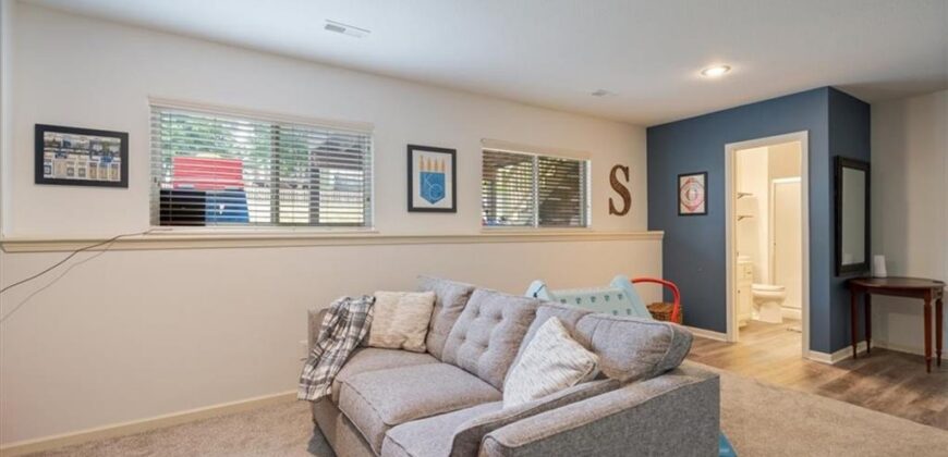1511 Honeysuckle Drive, Liberty, MO 64068