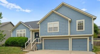 1511 Honeysuckle Drive, Liberty, MO 64068