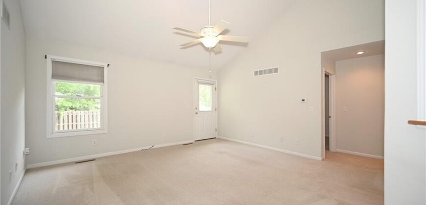 14 Sandi Circle, Dearborn, MO 64439