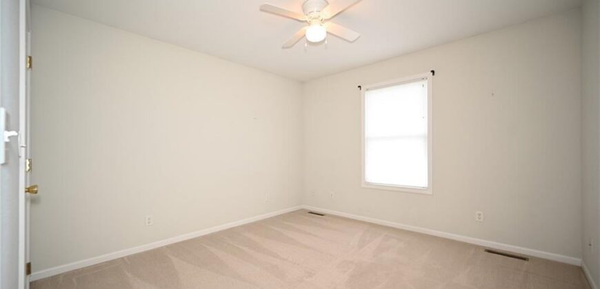 14 Sandi Circle, Dearborn, MO 64439