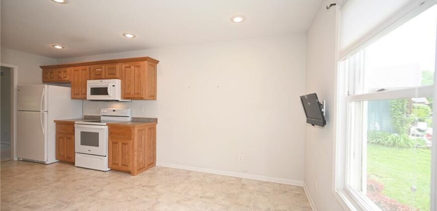 14 Sandi Circle, Dearborn, MO 64439