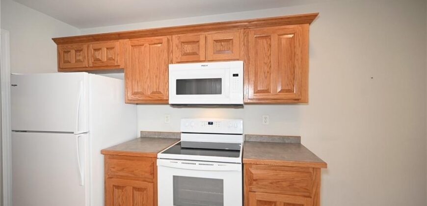 14 Sandi Circle, Dearborn, MO 64439