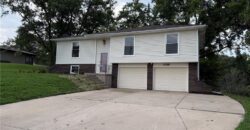 11015 Crooked Road, Kansas City, MO 64152