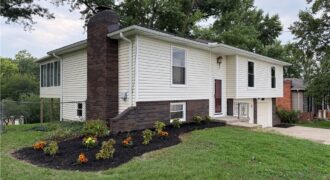 11015 Crooked Road, Kansas City, MO 64152