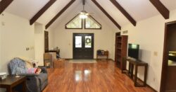 8001 N Lydia Avenue, Kansas City, MO 64118