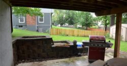 8001 N Lydia Avenue, Kansas City, MO 64118