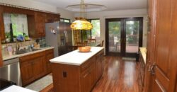8001 N Lydia Avenue, Kansas City, MO 64118