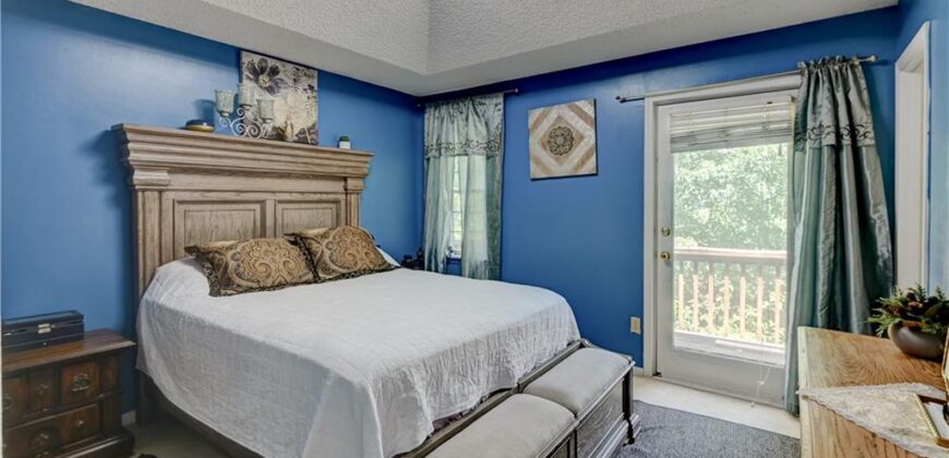 2400 NW 84th Terrace, Kansas City, MO 64154