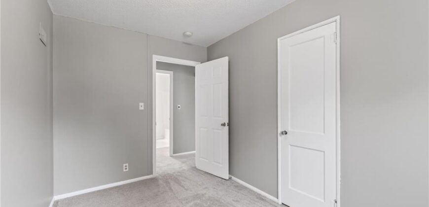 2412 NE 59th Terrace, Kansas City, MO 64118