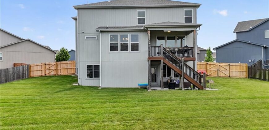 6619 NW 105th Court, Kansas City, MO 64154