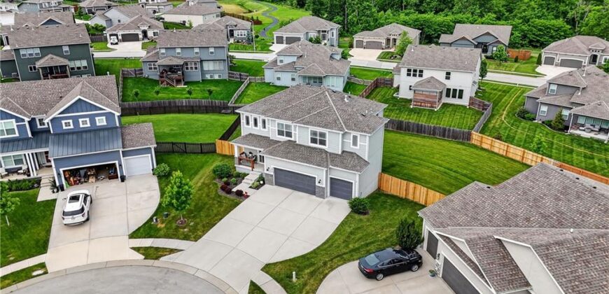 6619 NW 105th Court, Kansas City, MO 64154