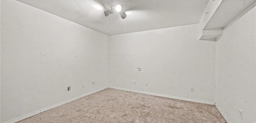 8026 NE 50th Street, Kansas City, MO 64119