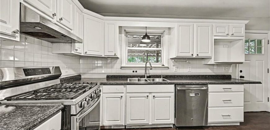 8026 NE 50th Street, Kansas City, MO 64119