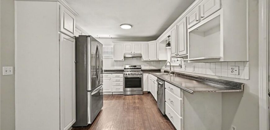 8026 NE 50th Street, Kansas City, MO 64119
