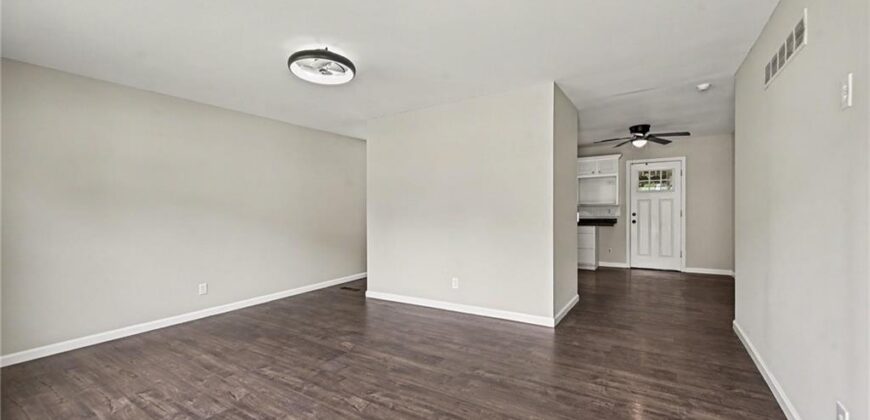 8026 NE 50th Street, Kansas City, MO 64119