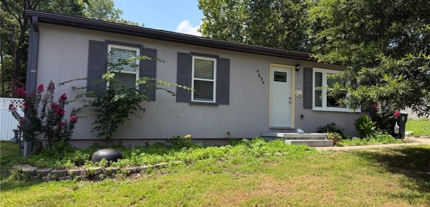 4634 N Denver Avenue, Kansas City, MO 64117