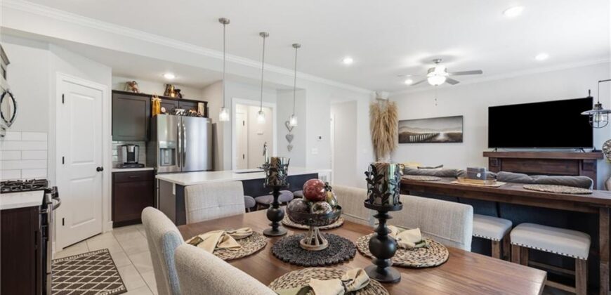7374 Griffey Street, Parkville, MO 64152