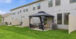 7374 Griffey Street, Parkville, MO 64152