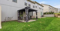 7374 Griffey Street, Parkville, MO 64152