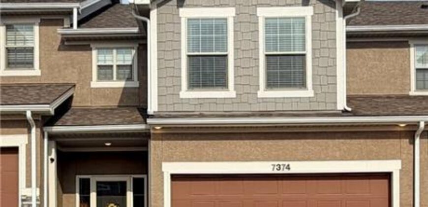 7374 Griffey Street, Parkville, MO 64152