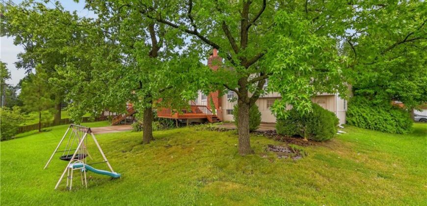 1704 NE 69th Terrace, Gladstone, MO 64118