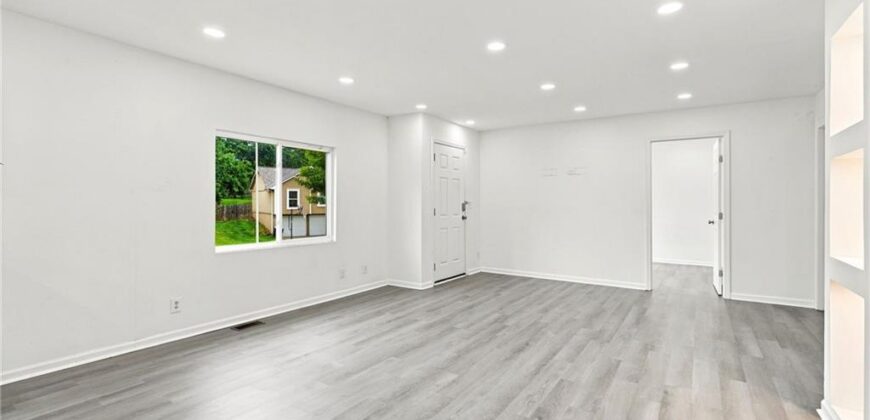 7331 N Crystal Avenue, Kansas City, MO 64119