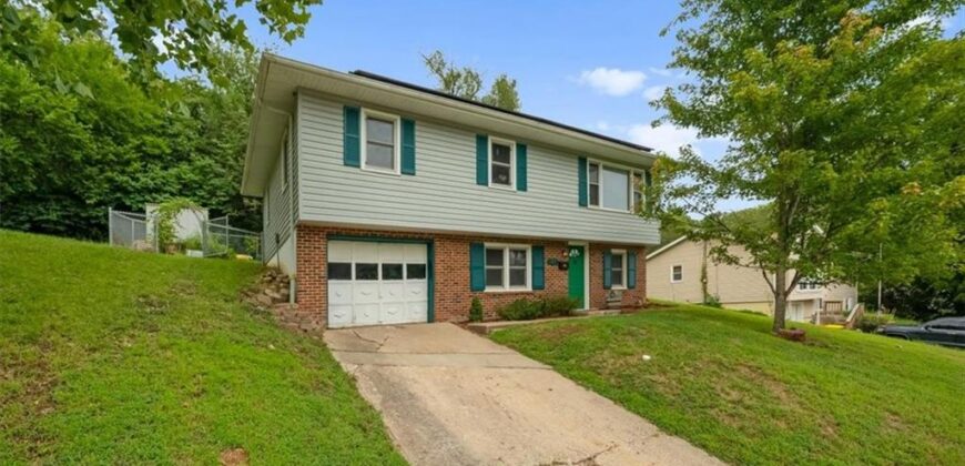 127 Collette Street, Excelsior Springs, MO 64024