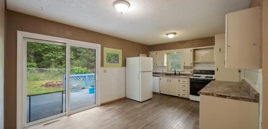 127 Collette Street, Excelsior Springs, MO 64024