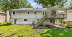 5524 NW Raintree Drive, Kansas City, MO 64152