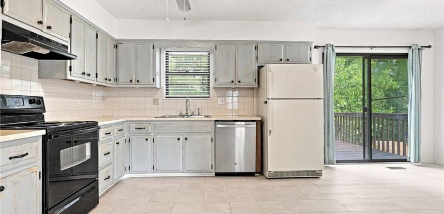 3704 N Woodland Avenue, Kansas City, MO 64116