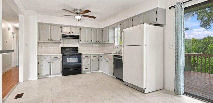 3704 N Woodland Avenue, Kansas City, MO 64116