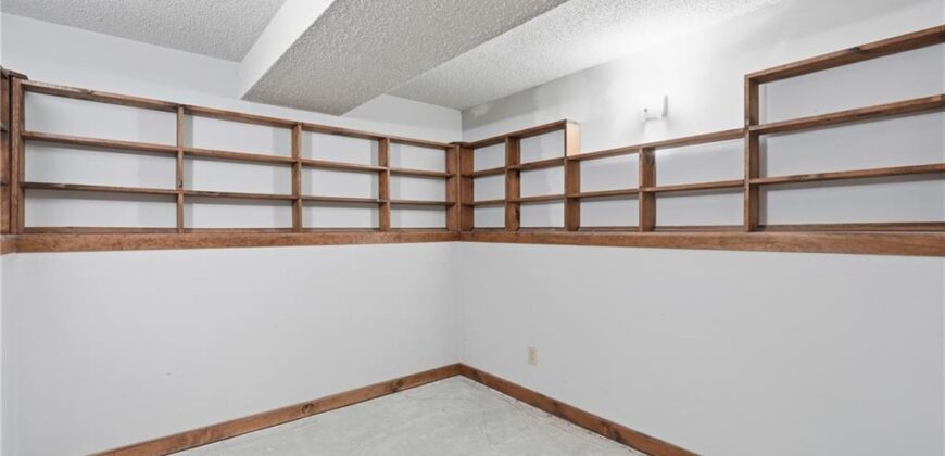 1366 Wildbriar Drive, Liberty, MO 64068