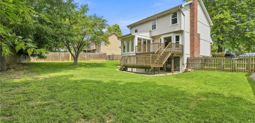 1366 Wildbriar Drive, Liberty, MO 64068