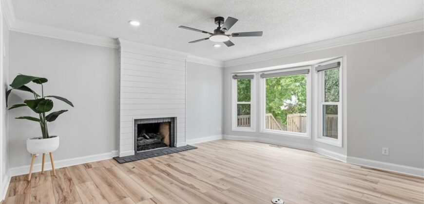 1366 Wildbriar Drive, Liberty, MO 64068