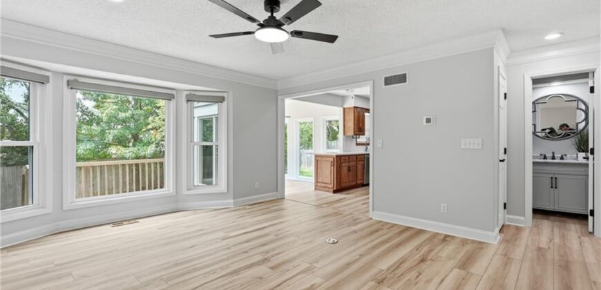 1366 Wildbriar Drive, Liberty, MO 64068