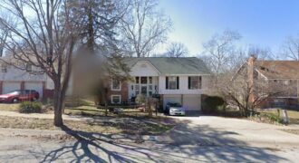 8016 N Garfield Avenue, Kansas City, MO 64118
