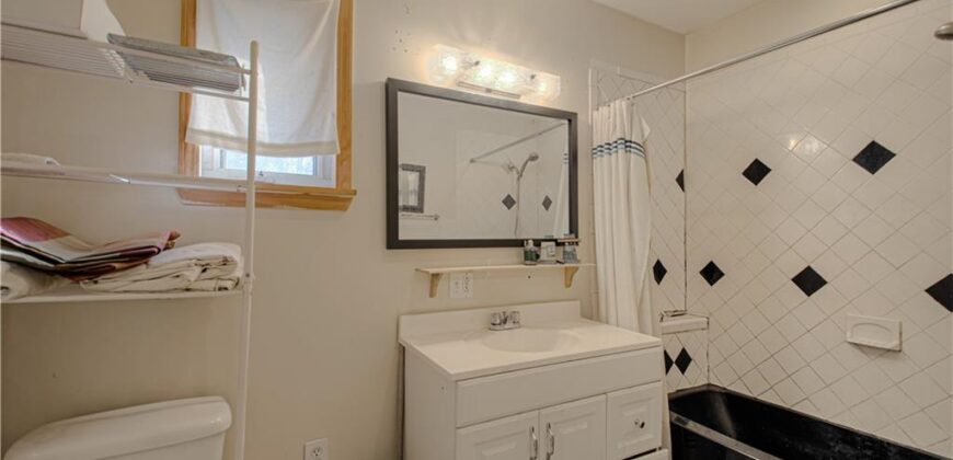 3006 NE Parvin Road, Kansas City, MO 64117