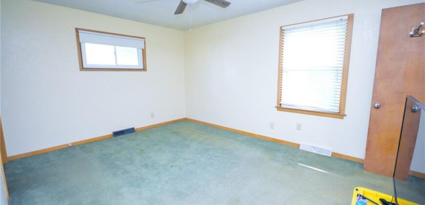 5238 N Wayne Avenue, Kansas City, MO 64118