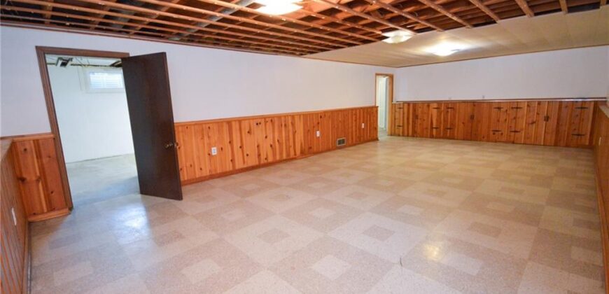 5238 N Wayne Avenue, Kansas City, MO 64118