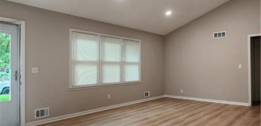 304 Wilshire Boulevard, Liberty, MO 64068