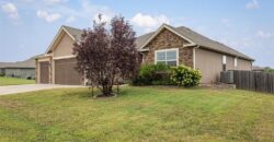 200 Rock Creek Terrace, Smithville, MO 64089