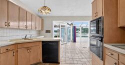 1109 NW South Shore Drive, Lake Waukomis, MO 64151
