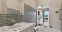 1109 NW South Shore Drive, Lake Waukomis, MO 64151